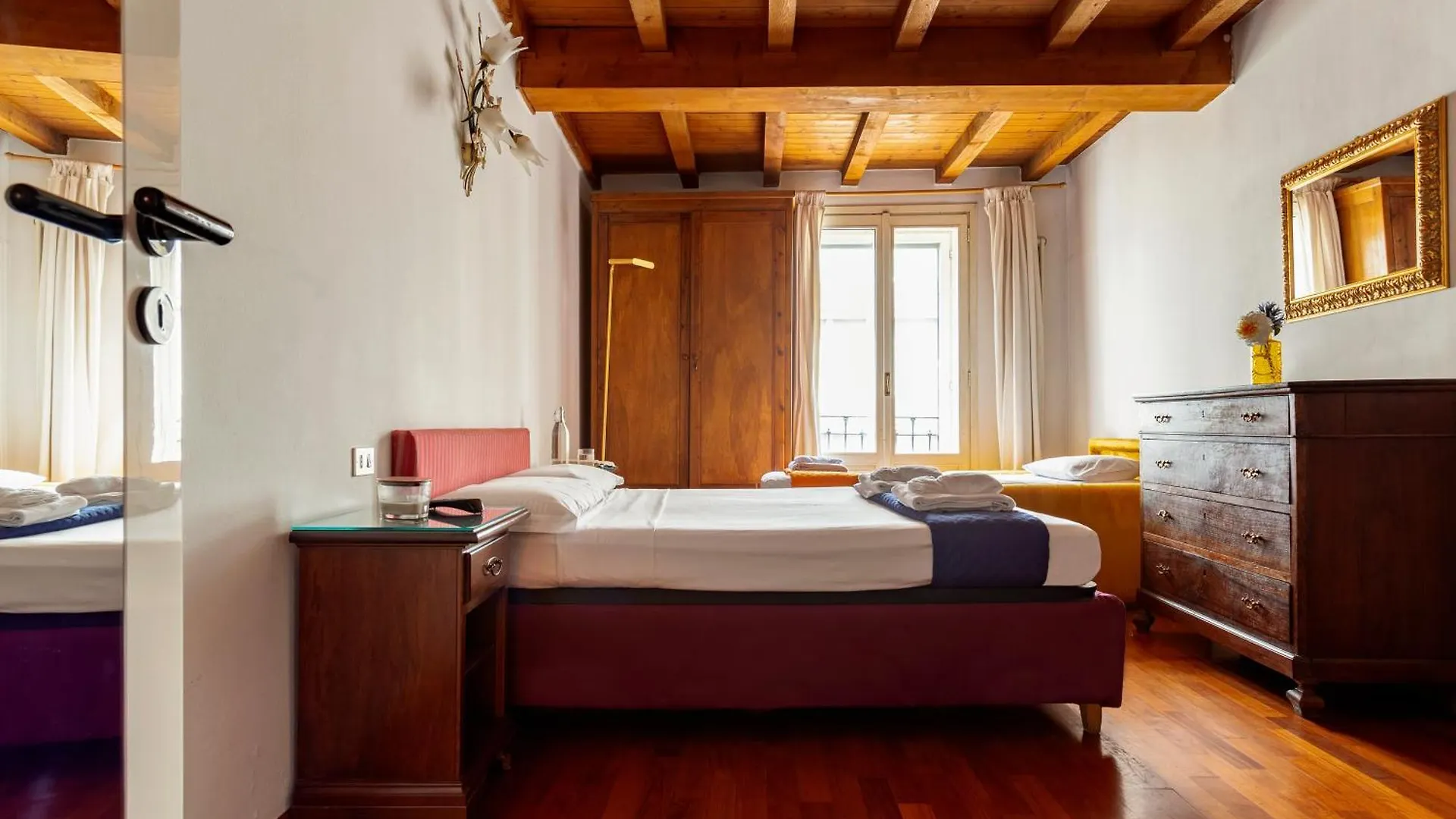 Suite Via Torino Milan